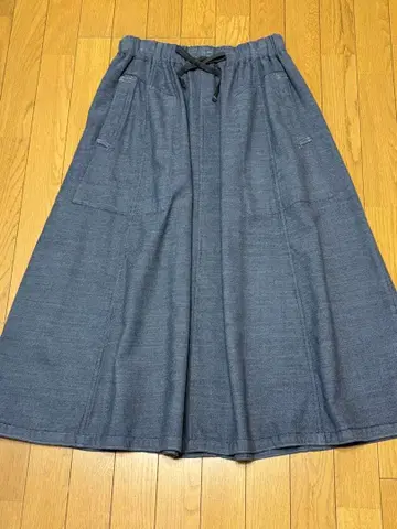 45R 울 서지 텐트 스커트