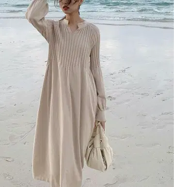 베이지 니트 롱 원피스 긴팔