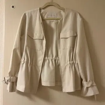 프로포션 아이보리 노카라 자켓 사이즈 3