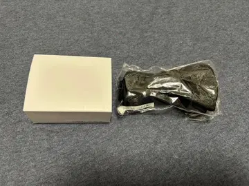 신랑 블랙 보타이와 커프스 단추 세트