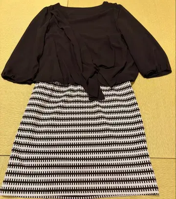 [쿨 카리안] 스트라이프 무릎 기장 원피스