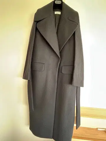 드리스반노튼 블랙 롱 코트 벨트 포함