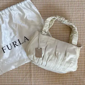 FURLA 백