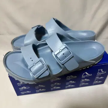 Birkenstock 라이트 블루 샌들