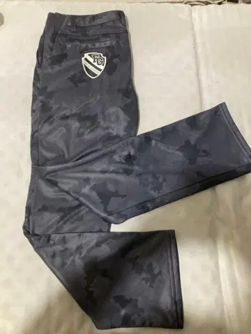 새상품 휠라 팬츠 FC 로고 포함