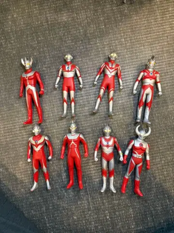 울트라맨 소프트 비닐 8체 세트