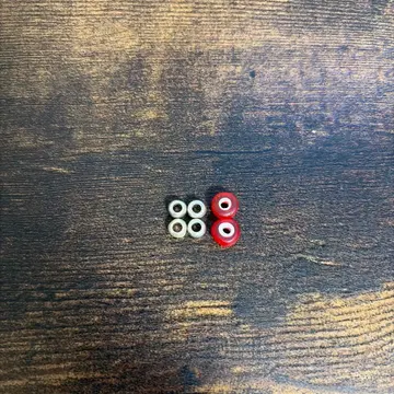 랠리 스미스 라운드 비즈 4개 + 빨간색 화이트하트 비즈 2개 세트 판매