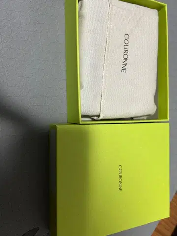 COURONNE 블랙 미니 지갑