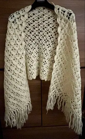 미사용 손뜨개질/crochet 화이트 숄