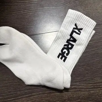 XLARGE 화이트 양말 XL