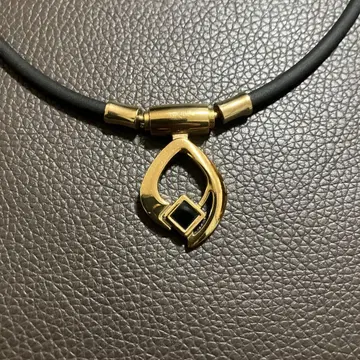 코란토테 TAO 목걸이