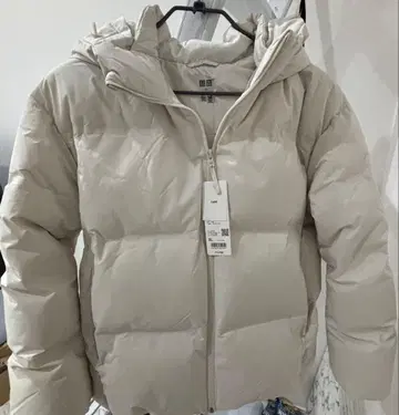 UNIQLO 화이트 다운 파카 XL