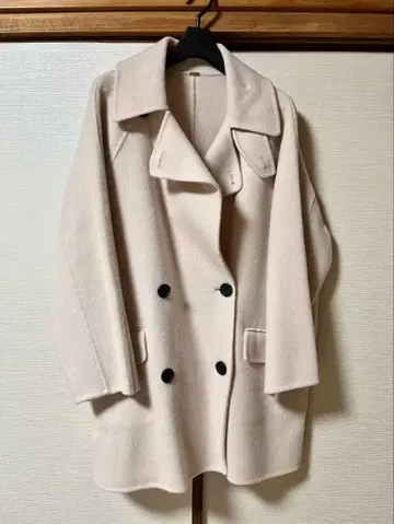 Mila Owen 아이보리 더블 브레스트 코트 사이즈 1