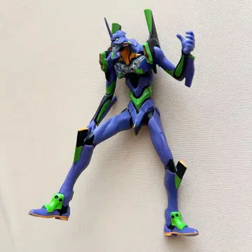 에반게리온 초호기 가동식 피규어