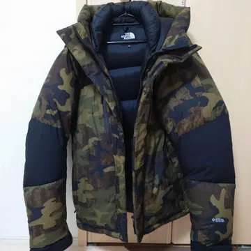 THE NORTH FACE 다운 자켓 카모플라쥬 (바르톨로) XL