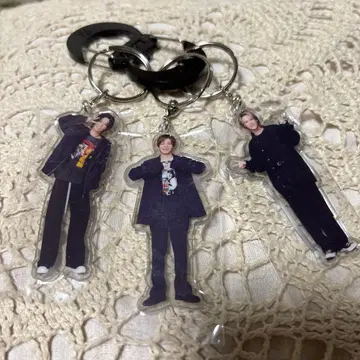 number_i 카라비너 부착 아크릴 키링