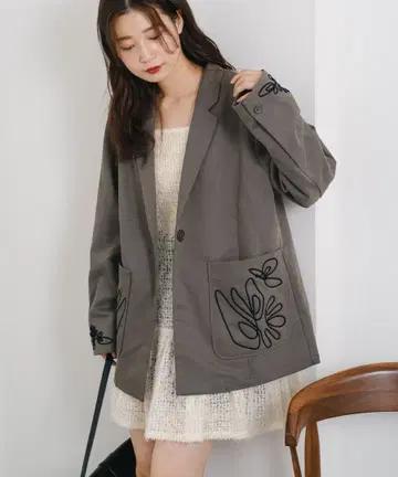 프렌치 트윌 자수 자켓 카스타네 Kastane