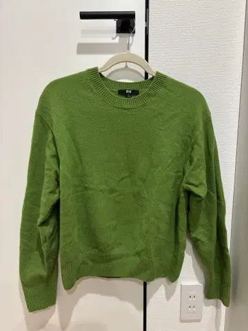 그린 크루넥 긴팔 니트 UNIQLO