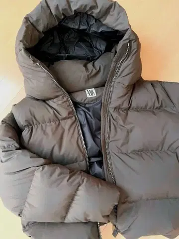 두지엠 클라세 beacon 다운 자켓 브라운