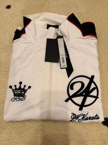 미사용 새상품 택 포함 삼대째 JSB 이마이치 류지 착용