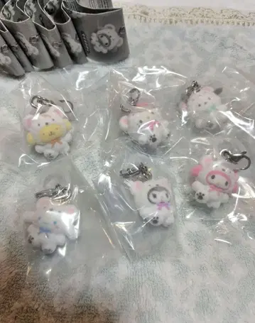 메지루시 액세서리 산리오 캐릭터즈 후와후와 스노우 컴프 세트