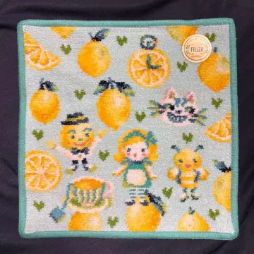 카렐차펙 레몬 도트 페이러 손수건