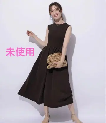 미사용 Apuweiser-riche 홀가먼트 뷔스티에 절개 원피스