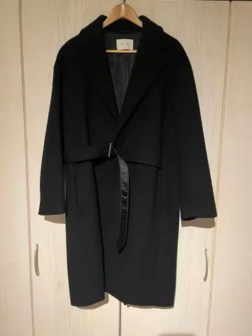 PUBLIC TOKYO 블랙 벨티드 오버 체스터 코트