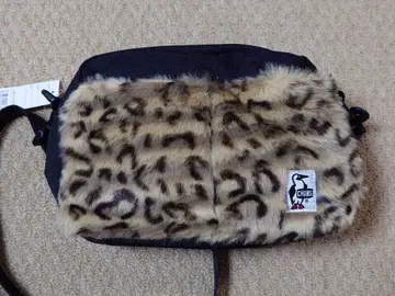 [ 미사용 새상품 ] CHUMS 참스 도리컴 콜라보 레오파드 무늬 숄더백