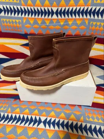 RUSSELL MOCCASIN 러셀모카신 녹아웃 부츠 새상품