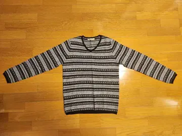 Journal Standard 보더 무늬 V넥 스웨터