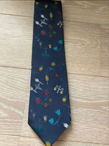 긴자 타야 넥타이 실크 오버 10 가로등