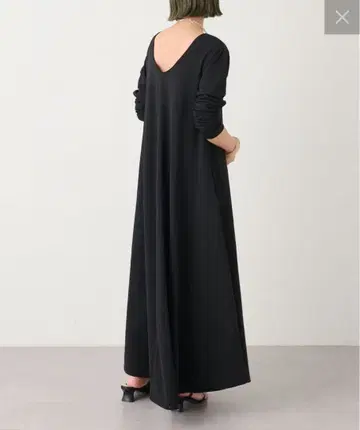 오메카시 베스트셀러 Onf 컷 조젯 드레스 블랙