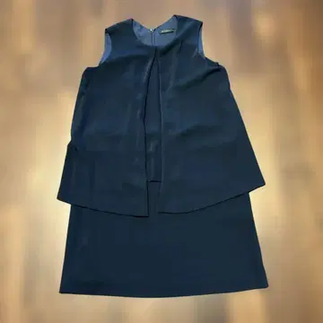 DAMA collection 네이비 슬리브리스 원피스