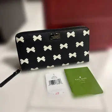 새상품급 정품 케이트 스페이드 장지갑