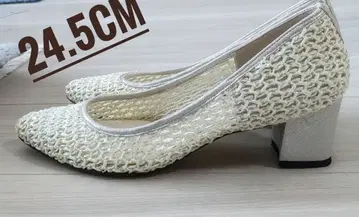 메탈루즈 Metal Rouge 아이보리 메쉬 펌프스 24.5cm