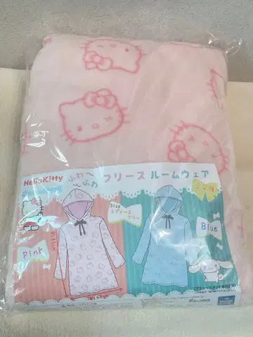 헬로키티 플리스 룸웨어