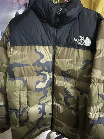 THE NORTH FACE 카모플라쥬 다운 자켓