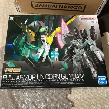 반다이 RG 기동전사 건담 UC 풀아머 유니콘 건담