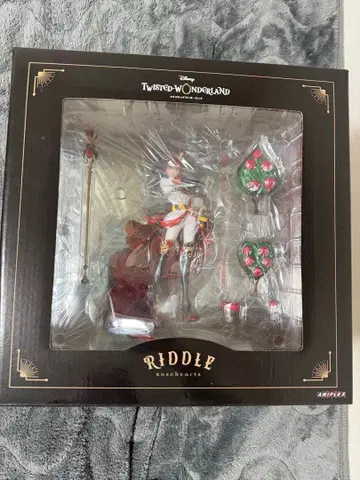 트위스티드 원더랜드 리들 로즈하트 1/8 스케일 피규어