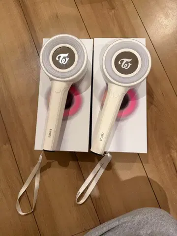 TWICE 응원봉 2개 (박스 포함)