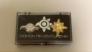 디지몬 메탈 핀 배지 (용기 우정)