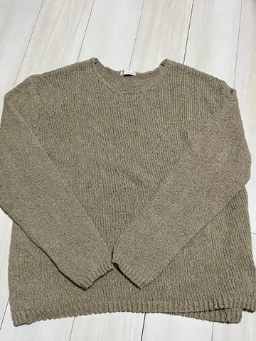 ZARA 베이지 니트 스웨터