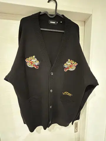X-LARGE ED Hardy 콜라보 가디건