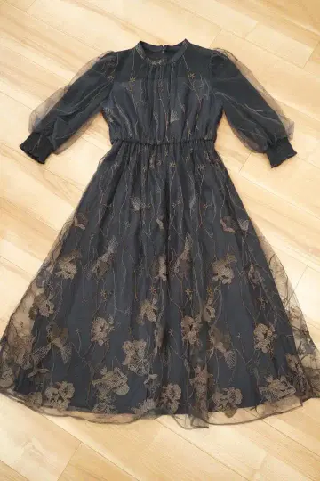 꽃무늬 자수 시스루 드레스 네이비