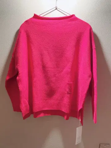 [ 새상품 ] 택 포함 블루위로 긴팔 울 스웨터 포켓 부착