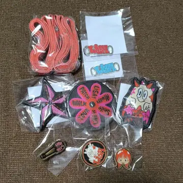 LiSA PATCH WALK 가챠 9개 세트 낱개 판매 불가