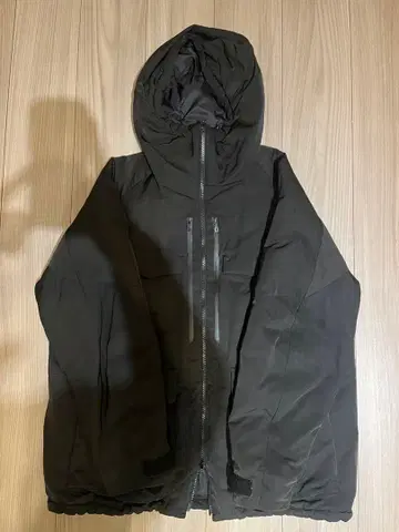 UNIQLO White Mountaineering 다운 파카