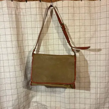 앙리퀴르 HENRY CUIR 그린, 카키 오더 숄더백