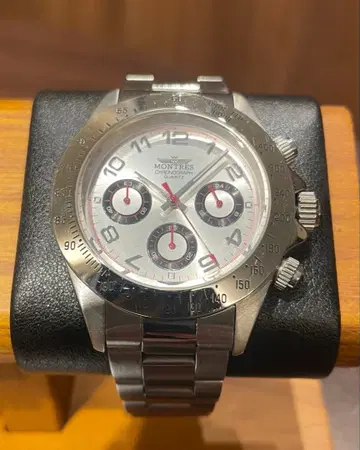 MONTRES 실버 크로노그래프 남성용 배터리 방전품